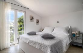 7غرفة خانه  277 متر مربع Kastela, کرواسی. 970,000 €
