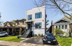 خانه  – Etobicoke, تورنتو, انتاریو,  کانادا. C$2,174,000