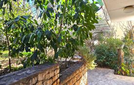 10غرفة خانه  221 متر مربع Split-Dalmatia County, کرواسی. 700,000 €