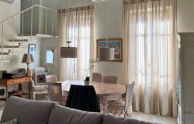 9غرفة آپارتمان  165 متر مربع Siena, ایتالیا. 750,000 €