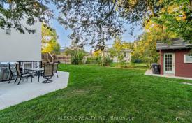 10غرفة خانه  Etobicoke, کانادا. C$2,685,000