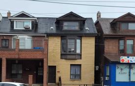 14غرفة  دو خانه بهم متصل College Street, کانادا. C$2,176,000