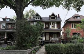 3غرفة  دو خانه بهم متصل Old Toronto, کانادا. C$1,654,000