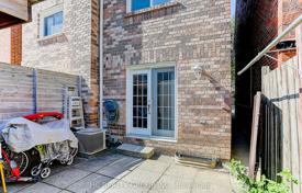 6غرفة  دو خانه بهم متصل Old Toronto, کانادا. C$1,329,000