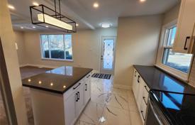 4غرفة خانه  Etobicoke, کانادا. C$1,640,000