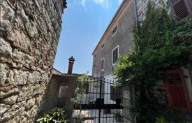 خانه  – Vrsar, Istria County, کرواسی. 350,000 €