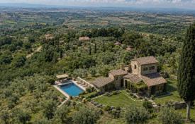 4غرفة ویلا  230 متر مربع Montepulciano, ایتالیا. 1,500,000 €