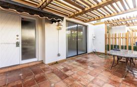 3غرفة خانه  167 متر مربع ويست إند, ایالات متحده آمریکا. $515,000