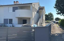 3غرفة آپارتمان  104 متر مربع Šišan, کرواسی. 281,000 €