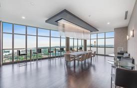 5غرفة آپارتمان  Etobicoke, کانادا. C$814,000