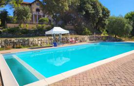 7غرفة ویلا  542 متر مربع Riparbella, ایتالیا. 2,300,000 €