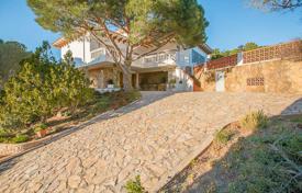 خانه  446 متر مربع Calella de Palafrugell, اسپانیا. 350,000 €