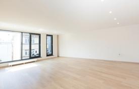 3غرفة آپارتمان  100 متر مربع Central District, لتونی. 330,000 €