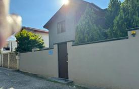 7غرفة خانه  250 متر مربع Vake-Saburtalo, گرجستان. $850,000