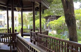 5غرفة دو خانه بهم چسبیده Lat Phrao, تایلند. $4,797,000