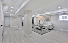 5غرفة خانه  Etobicoke, کانادا. C$1,839,000