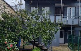 7غرفة دو خانه بهم چسبیده 480 متر مربع Kutaisi, گرجستان. $230,000