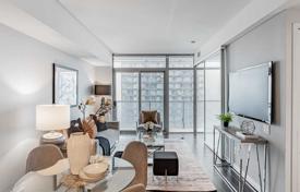 آپارتمان  – The Queensway, تورنتو, انتاریو,  کانادا. C$845,000