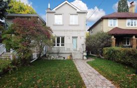  دو خانه بهم متصل – East York, تورنتو, انتاریو,  کانادا. C$1,491,000