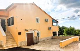 4غرفة خانه  170 متر مربع Istria County, کرواسی. 349,000 €
