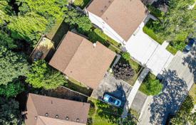 8غرفة خانه  Etobicoke, کانادا. C$1,681,000