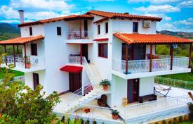 7غرفة ویلا  580 متر مربع Xilokastro, یونان. 650,000 €