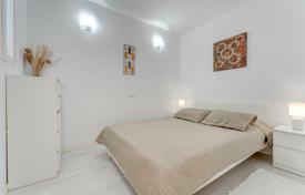 آپارتمان  – کوستا آدخه (تنریف), جزایر قناری (قناری), اسپانیا. 225,000 €