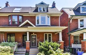 5غرفة  دو خانه بهم متصل Old Toronto, کانادا. C$2,129,000