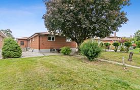 11غرفة خانه  Etobicoke, کانادا. C$1,784,000