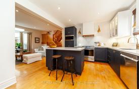 14غرفة خانه  Etobicoke, کانادا. C$2,616,000