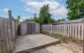 15غرفة خانه  Etobicoke, کانادا. C$1,543,000