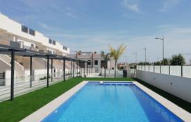 دو خانه بهم چسبیده – Pilar de la Horadada, آلیکانته, والنسیا,  اسپانیا. 235,000 €