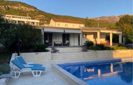 5غرفة ویلا  239 متر مربع Kavač, مونته نگرو. 750,000 €