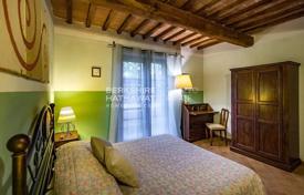 دو خانه بهم چسبیده – San Gimignano, Siena, توسکانی,  ایتالیا. 790,000 €