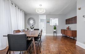 8غرفة  دو خانه بهم متصل Old Toronto, کانادا. C$1,609,000