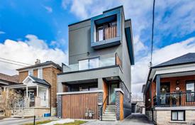 خانه  – Glenholme Avenue, York, تورنتو,  انتاریو,   کانادا. C$1,843,000