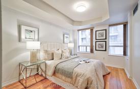 6غرفة آپارتمان  Old Toronto, کانادا. C$977,000