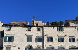 3غرفة آپارتمان  150 متر مربع Sibenik, کرواسی. 700,000 €