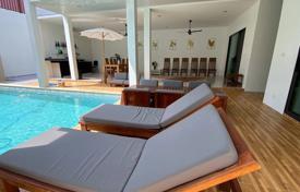 4غرفة ویلا  380 متر مربع Phuket Town, تایلند. $532,000