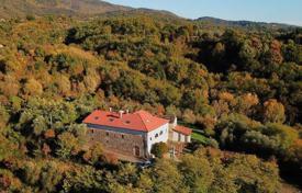 12غرفة ویلا  900 متر مربع Pontremoli, ایتالیا. 790,000 €