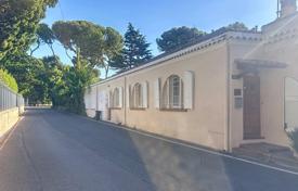 4غرفة آپارتمان  Cap d'Antibes, فرانسه. 625,000 €