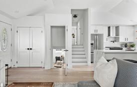 8غرفة خانه  Etobicoke, کانادا. C$1,744,000