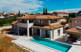 8غرفة خانه  360 متر مربع Istria County, کرواسی. 1,350,000 €