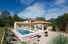 4غرفة خانه  250 متر مربع Labin, کرواسی. 876,000 €