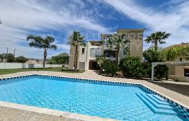 3غرفة آپارتمان  175 متر مربع Livadia, قبرس. 509,000 €