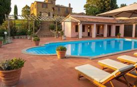 10غرفة ویلا  278 متر مربع Siena, ایتالیا. 2,950,000 €