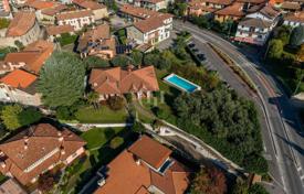 6غرفة ویلا  230 متر مربع Iseo, ایتالیا. 750,000 €