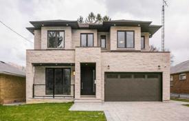 خانه  – اسکاربرو، تورنتو, تورنتو, انتاریو,  کانادا. C$2,237,000
