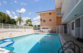 آپارتمان کاندو – Coral Gables, فلوریدا, ایالات متحده آمریکا. $305,000