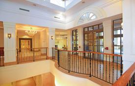5غرفة آپارتمان  Etobicoke, کانادا. C$760,000